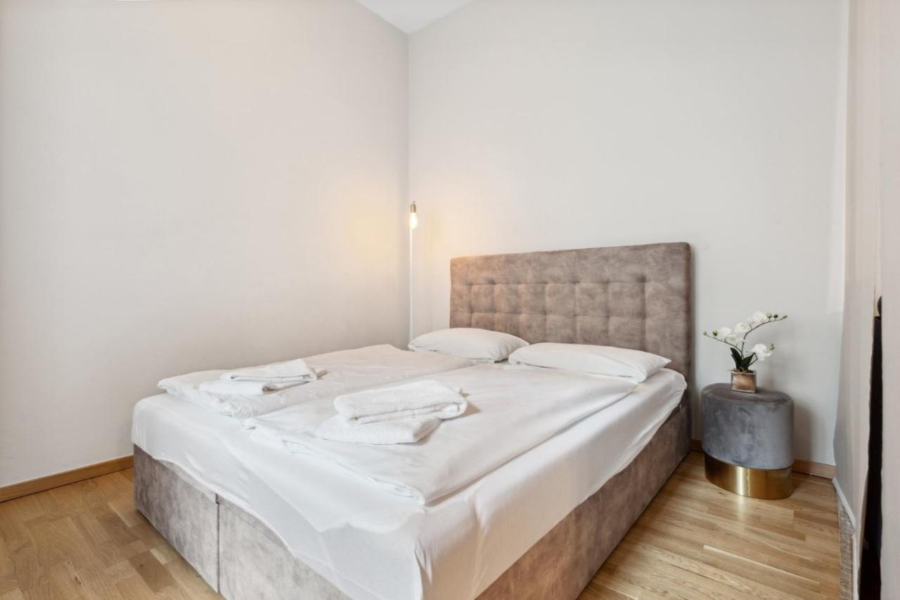 Arbio I Design Near Deutsche Oper *